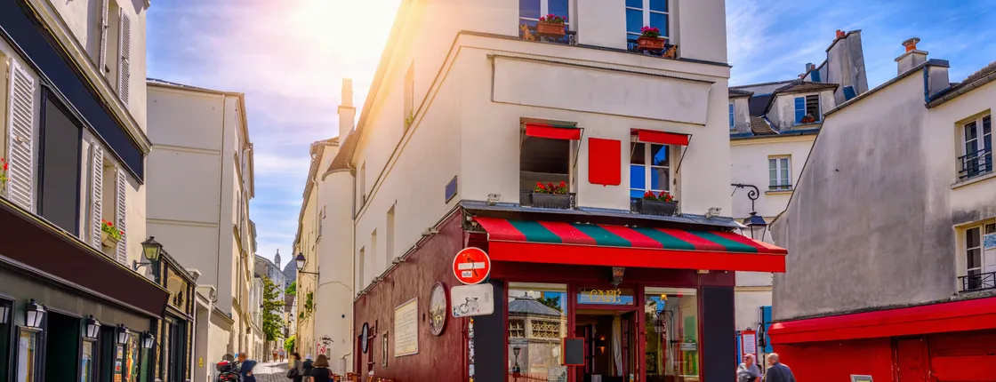 Bistrot and wine tasting tour in Montmartre