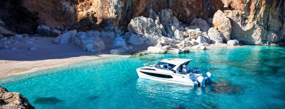 Catamaran cruise in the Gulf of Orosei from Cala Gonone