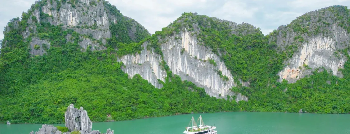 Ha Long Bay day cruise from Hanoi