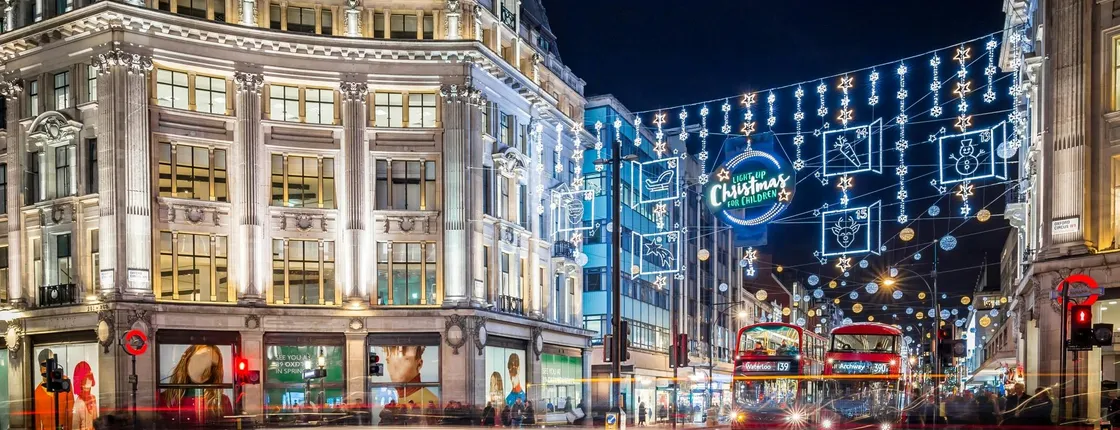 London Christmas lights open top bus tour and return Thames trip