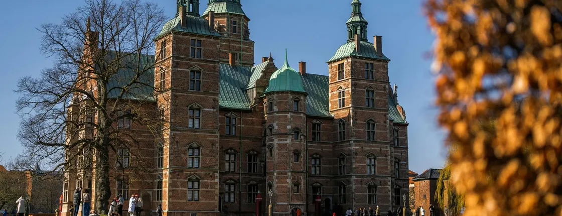 Private Rosenborg Castle skip-the-line tour and canal cruise