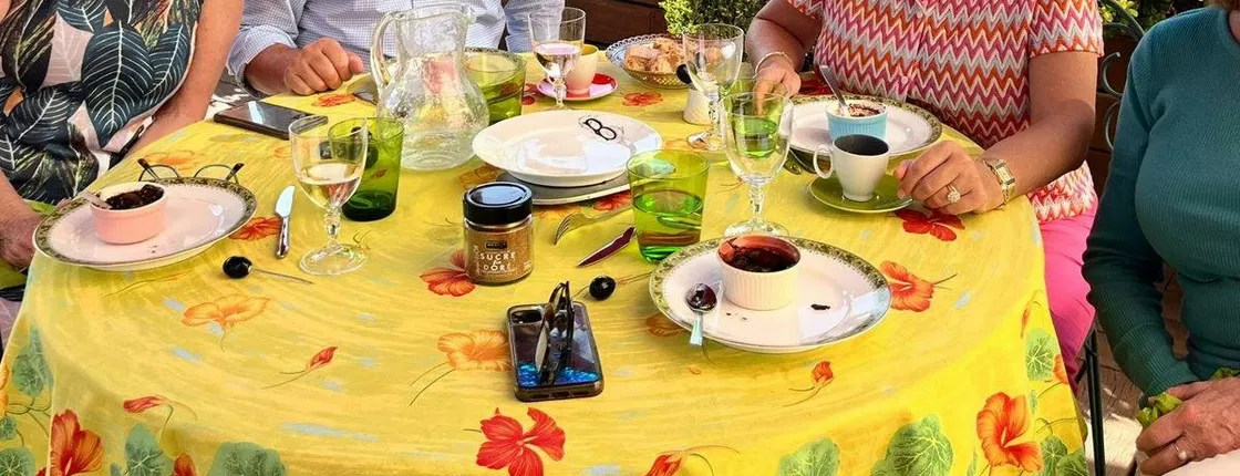 Croix rousse market tour and cooking class