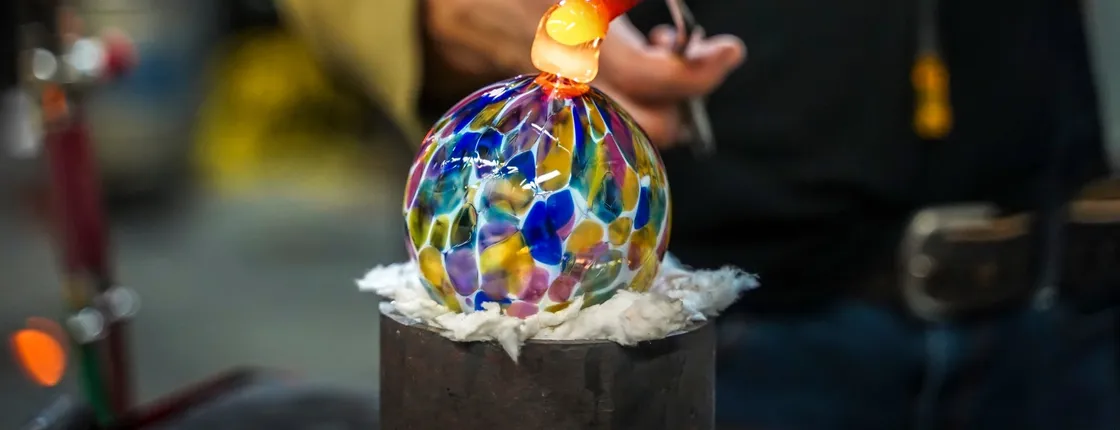 Traditional Japanese handcraft 'Edo-kiriko' 1-hour experience