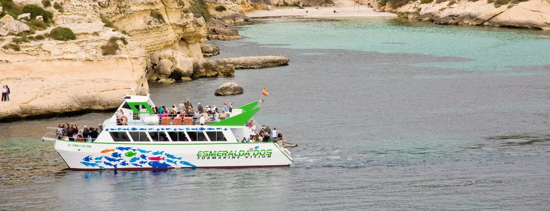 Two-hour catamaran cruise in Majorca with Cruceros Costa Calvia