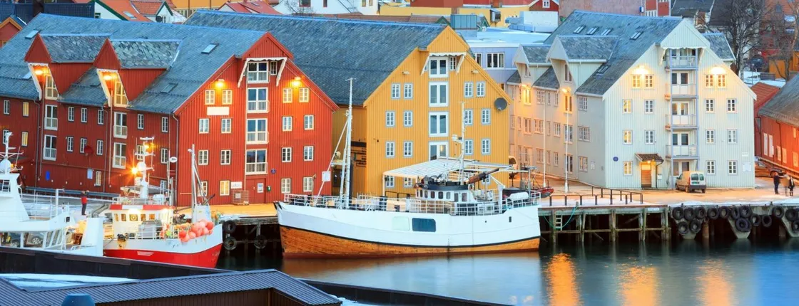 Tromsø city highlights walking tour with a local guide