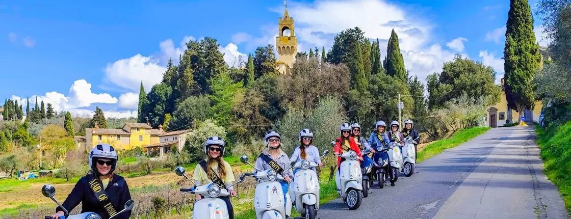 Chianti scenic drive with wine tastings and Tuscan lunch