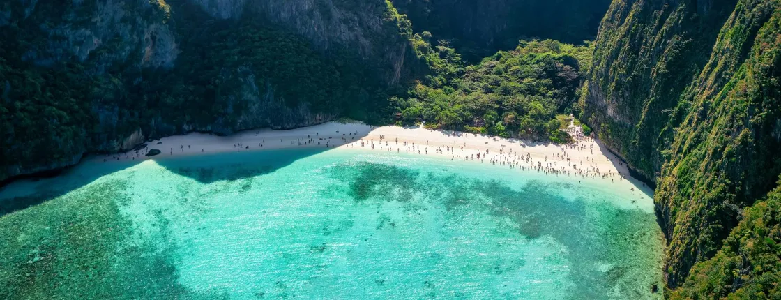 Full-day Phi Phi Islands tour from Phuket with buffet lunch