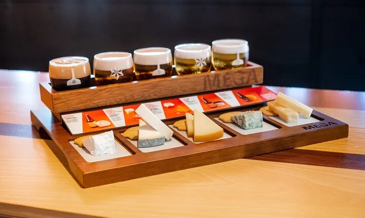 Guided Visit to the Estrella Galicia Museum with Cheese Pairing