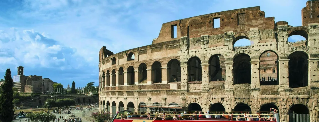Rome Hop-On Hop-Off Tour with Train Transfer from Civitavecchia