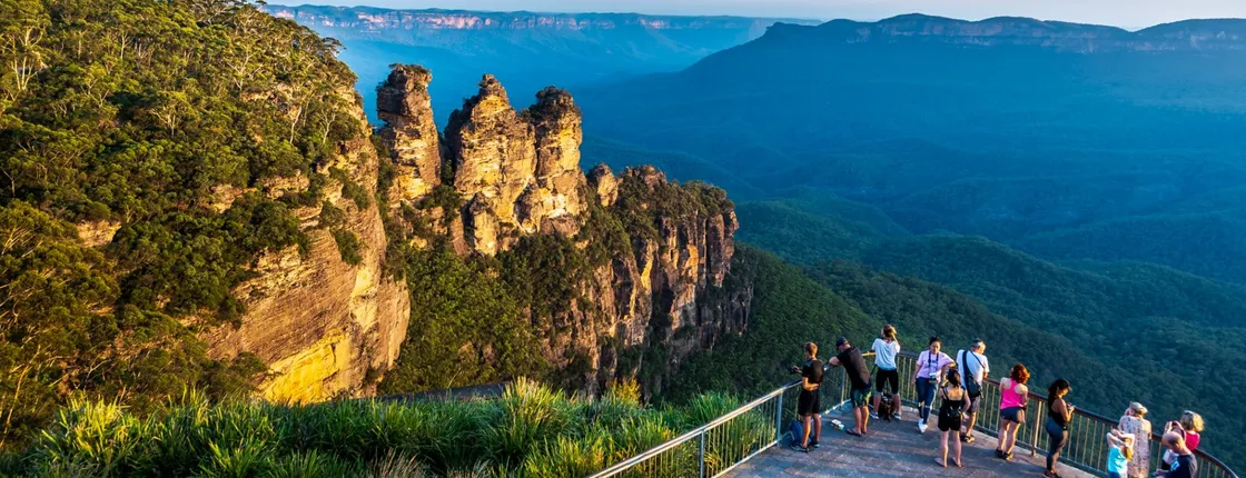 Blue Mountains Waterfalls Full-Day Tour with Lunch and Dinner