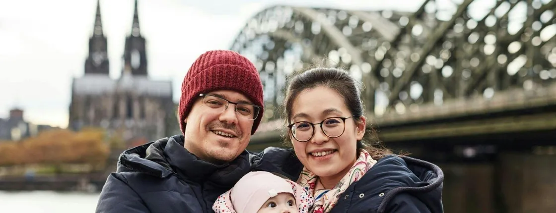 Private family walking tour of Cologne's highlights