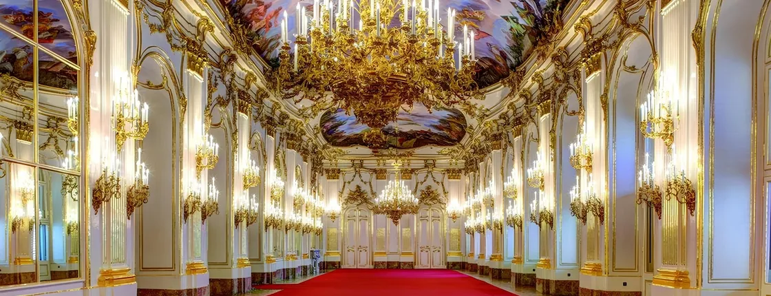 Schönbrunn Palace skip-the-line audio tour with panoramic train