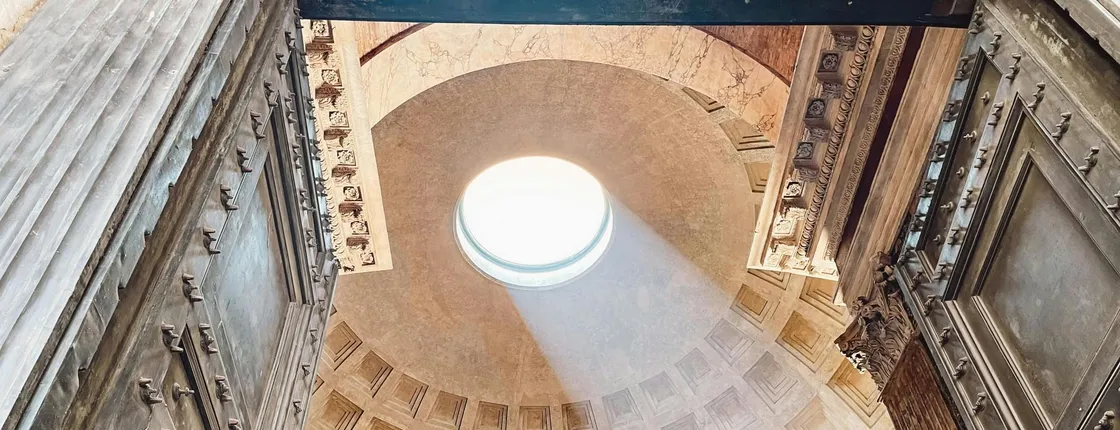 Pantheon and Trevi Fountain underground guided group tour