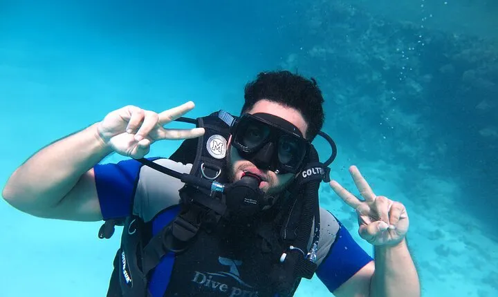 Intro Diving 2 Stops For Beginners with Pick-up and Lunch - Hurghada