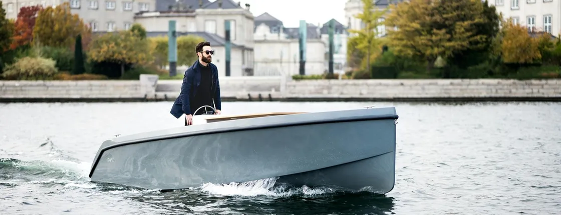 1-hour Copenhagen private electric cruise with skipper