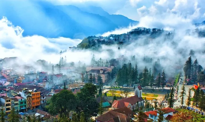 Sapa Trekking Tour 3D2N (1 Night Homestay Village, 1 Night Hotel)