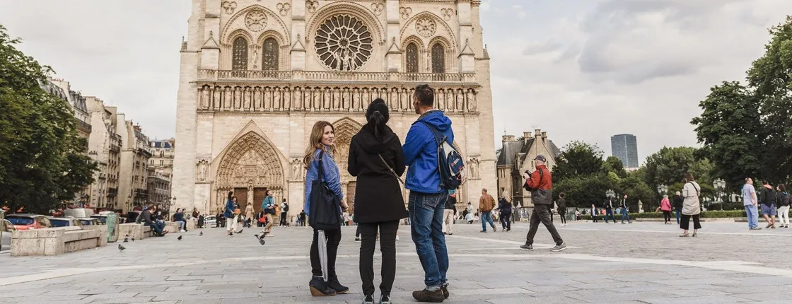 Inside Notre Dame tour with small group city stroll