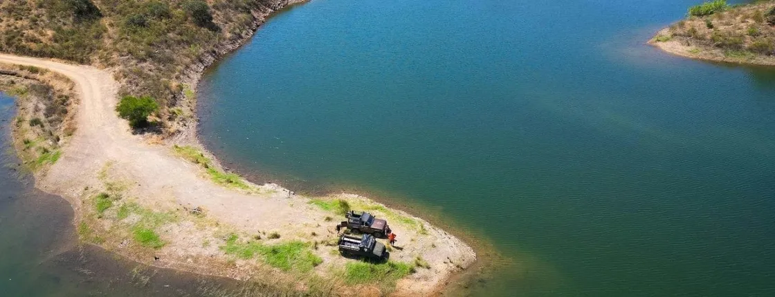 Algarve 4x4 adventure with local tastings and river beach swim