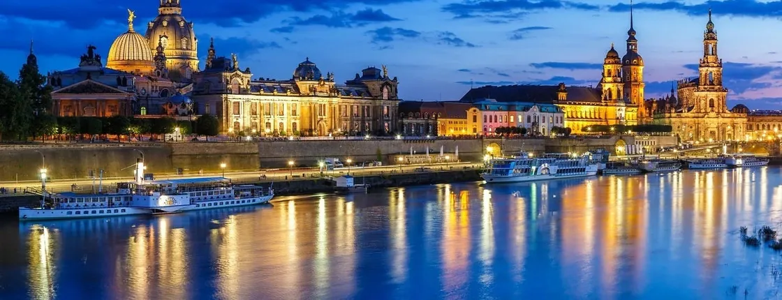 Dresden Christmas Market tour with a local