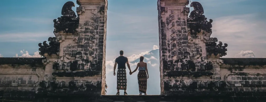 Lempuyang Temple, Tirta Gangga , Tukad Cepung Waterfall Private Tour