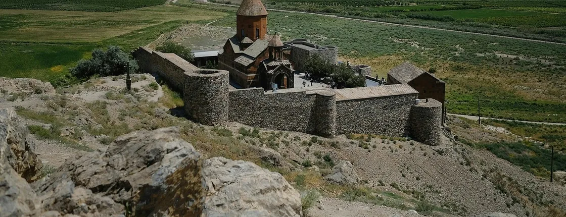 Khor Virap and Noravank Monastery private tour with wine tasting