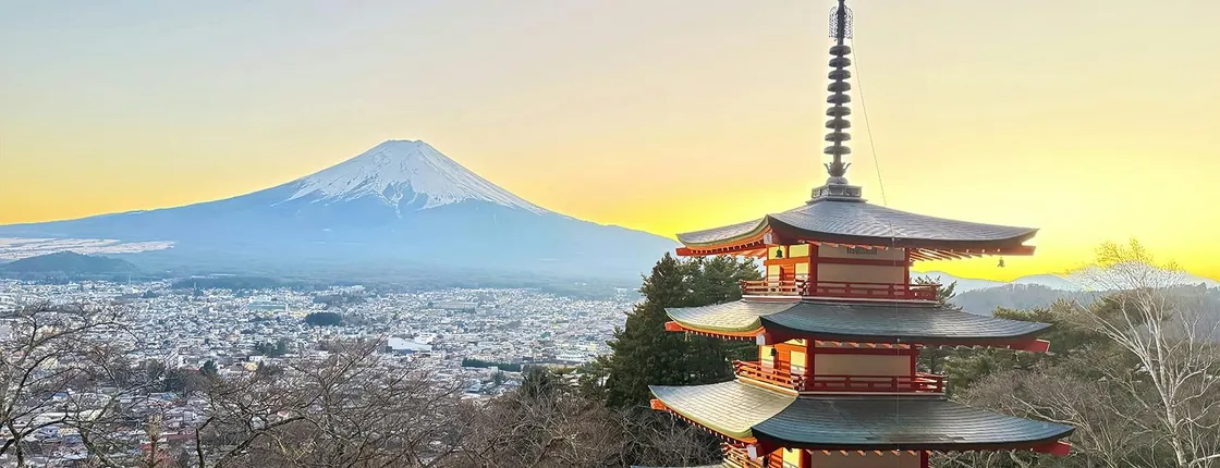 Day Trip to Mount Fuji, Yamanaka Lake, and Kawaguchiko Lake