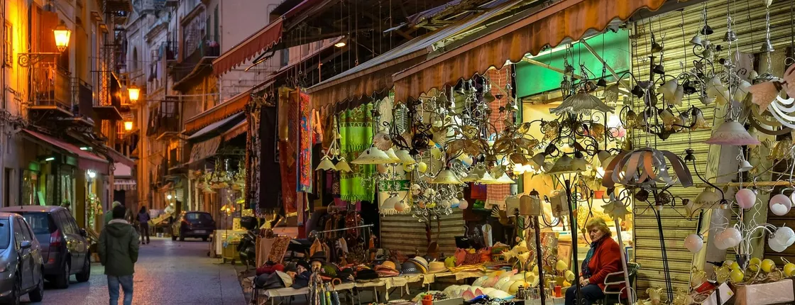 Full-day private tour of Monreale, Palermo and its street food