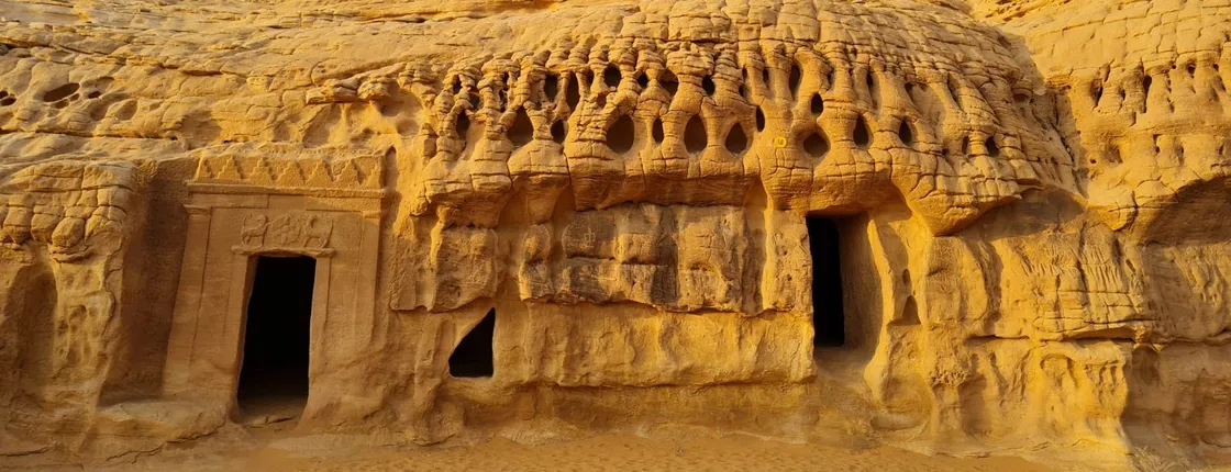 Al Ula half-day Hegra experience