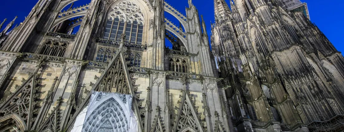 Walking tour discovering Cologne's medieval history