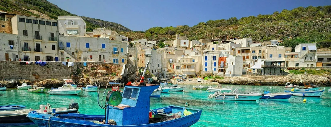 Favignana and Levanzo Boat Trip with Stops from Trapani