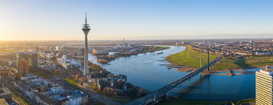 Düsseldorf Guided Walking Tour