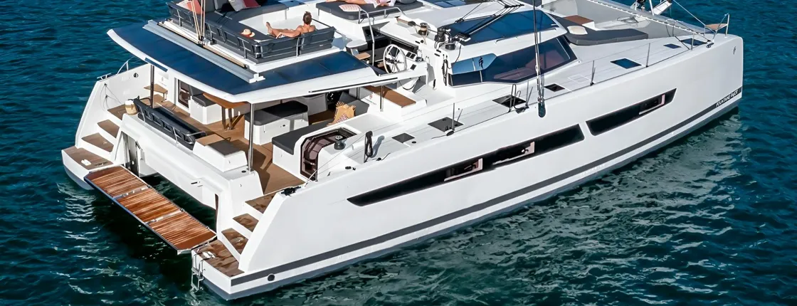 Catamaran cruise in Mykonos with meal, drinks and transport