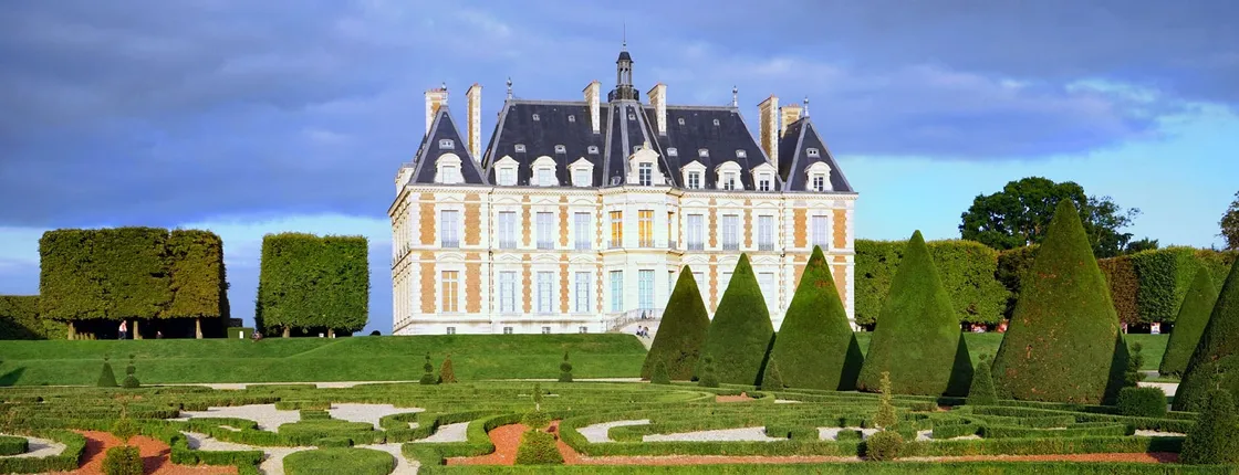 Outdoor city game in Sceaux