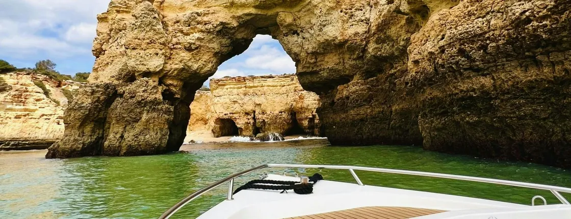 1.50-hour boat tour with Benagil caves