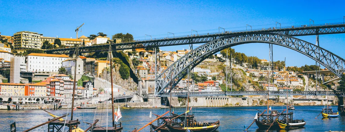 1-hour walking tour of Porto with a local