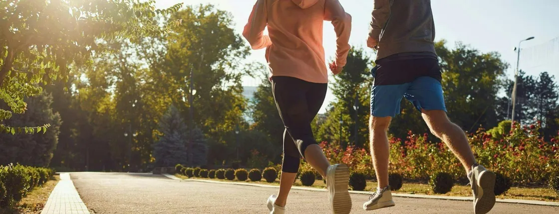 Small-group guided running city tour in Flensburg