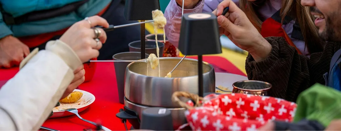 Interlaken cheese fondue float