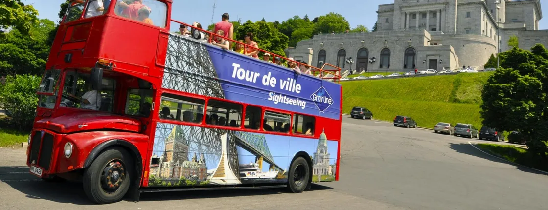 Montreal guided river cruise with hop-on hop-off bus