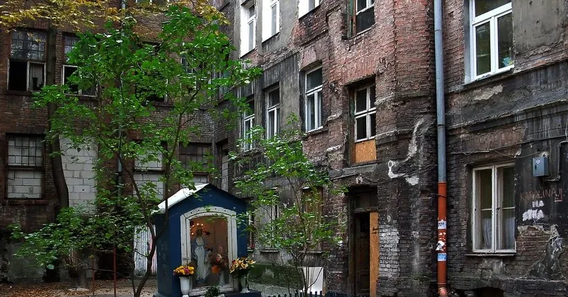 Praga District with degustation in the Polish Vodka Museum - PRIVATE (4h)