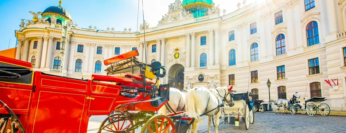 Skip-the-Line Sisi Museum, Hofburg and Gardens Tour Vienna in French