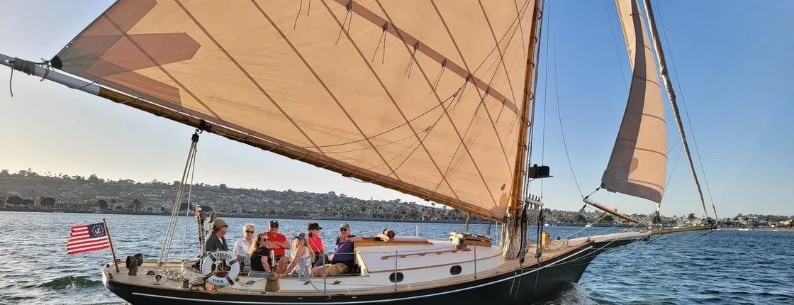 Afternoon vintage yacht cruise in San Diego