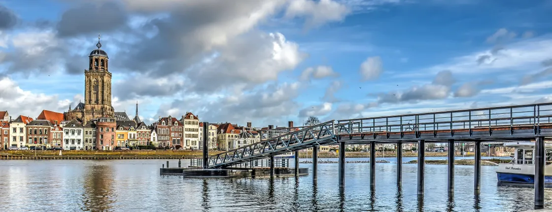 Self guided tour with interactive city game of Deventer