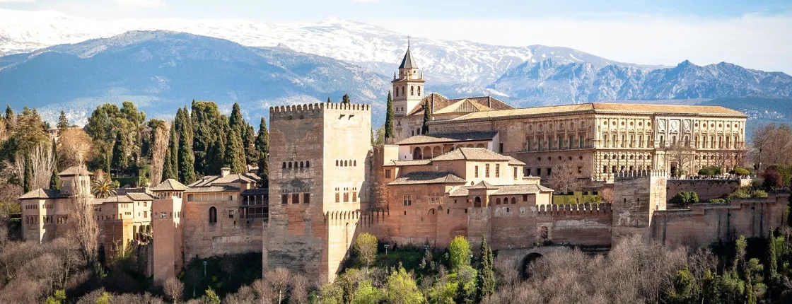 Alhambra Tickets and Small Group Guided Tour in Granada