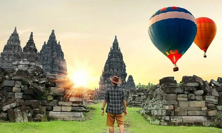 Borobudur Climb To The Top, Prambanan Temple And Ramayana Ballet