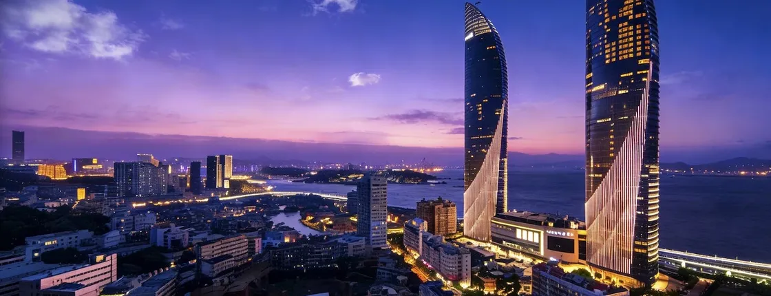Xiamen night tour with personal guide and chauffeur