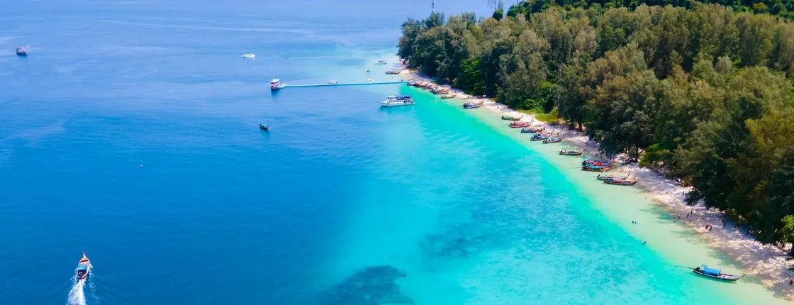 Kradan island adventure tour by long-tail boat from Koh Lanta