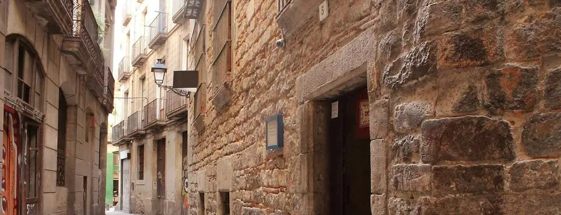 Tour of the Jewish quarter and main synagogue of Barcelona