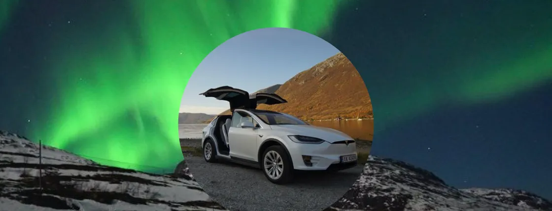 Private Tromsø Northern Lights tour in a TeslaX car