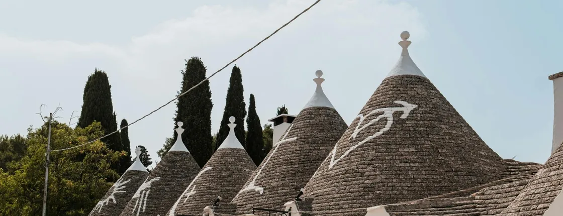 Alberobello guided tour with transfer from Monopoli