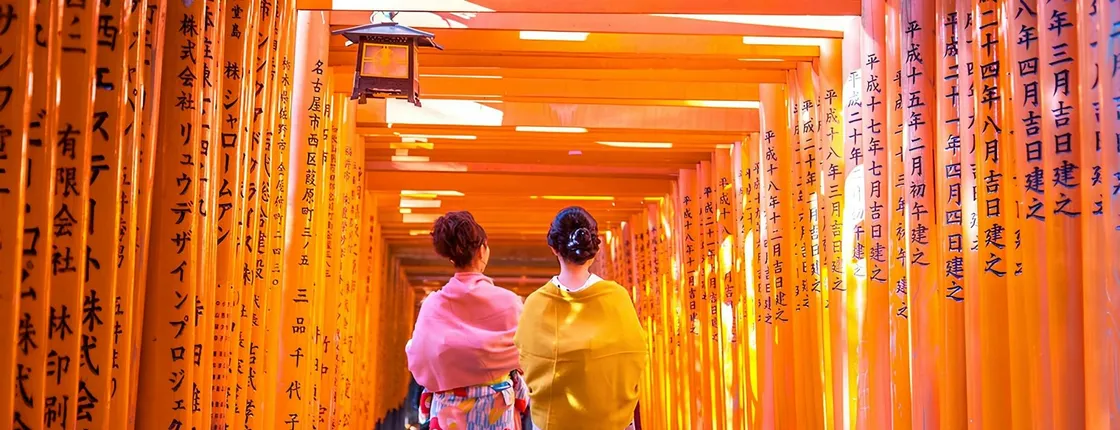 Guided day tour from Osaka to Nara Park, Arashiyama and Fushimi Inari